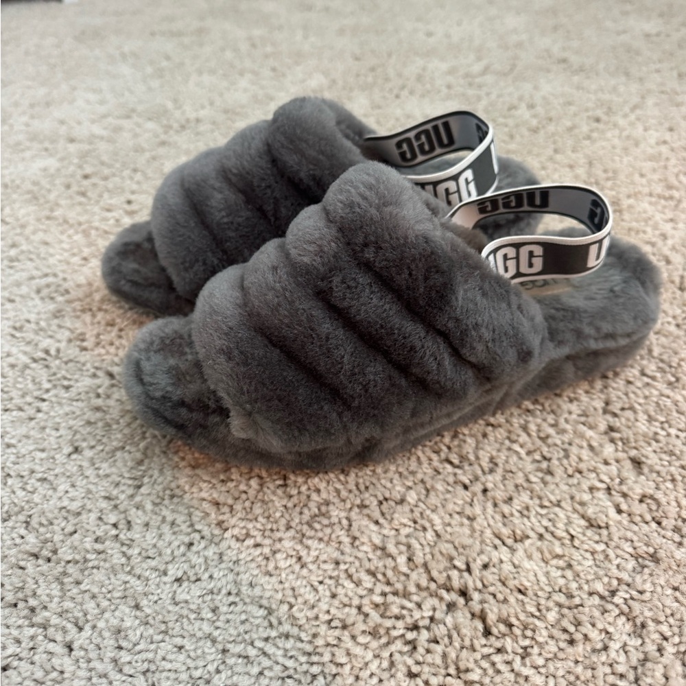 UGG fluff yeah gray slippers - Picture 3 of 9